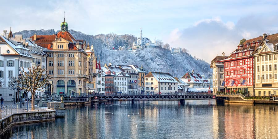 Discovering enchanting Lucerne on Christmas Eve